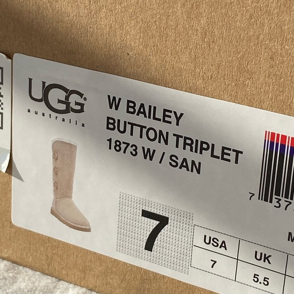 UGG Baily Button Triplet Boots - Picture 10 of 15